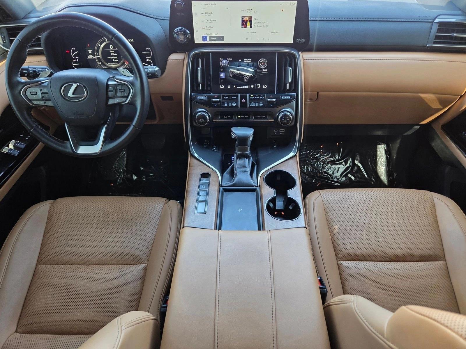 Thumbnail: 2023 Lexus LX - 4