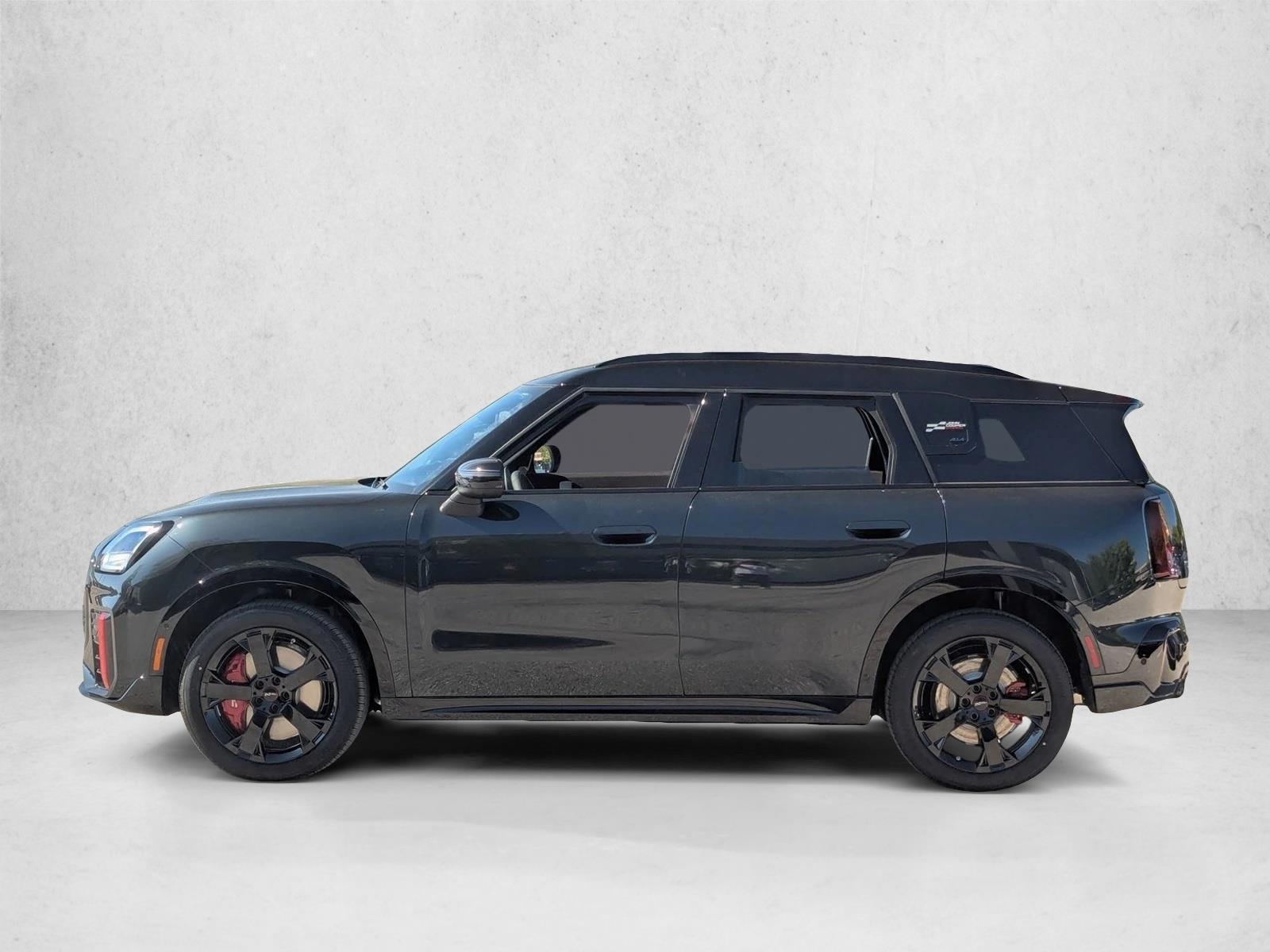 Thumbnail: 2027 MINI Cooper Countryman - 2
