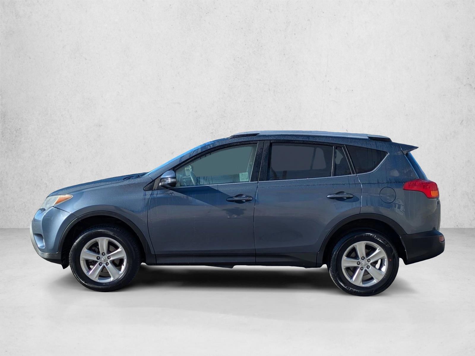 Thumbnail: 2013 Toyota RAV4 - 2