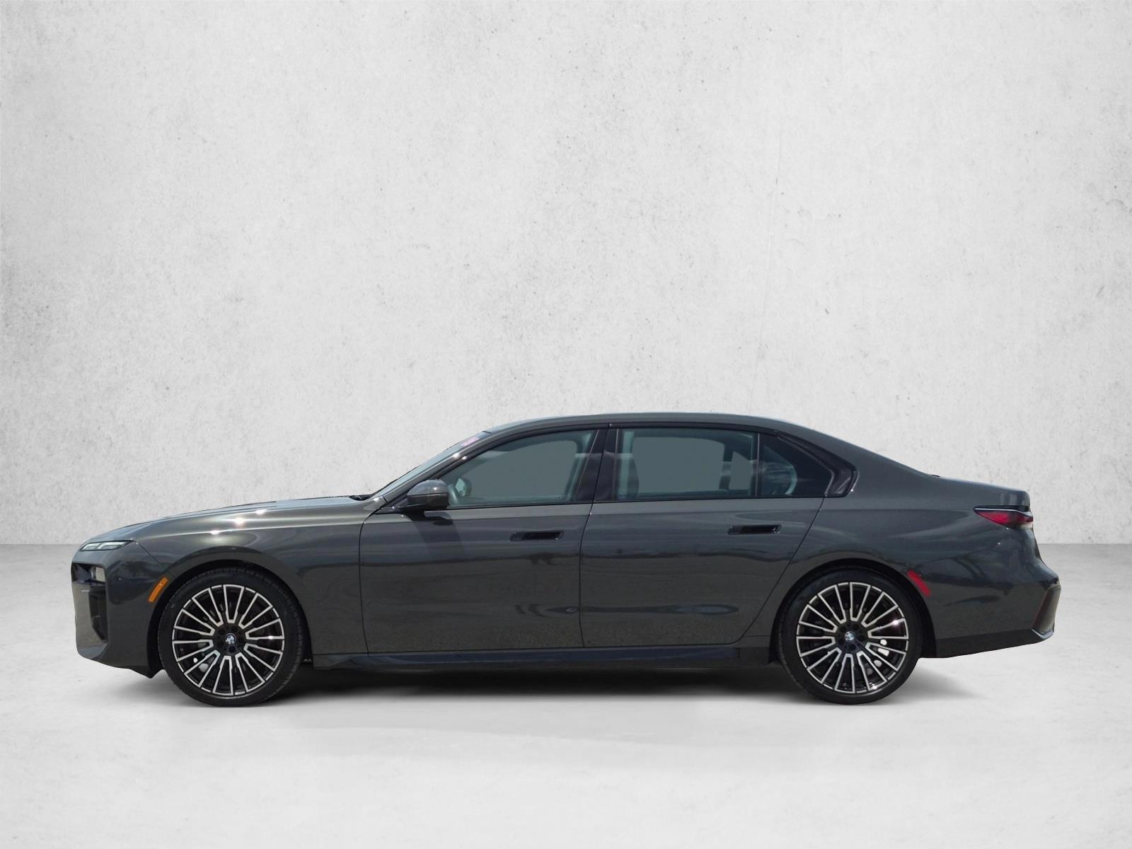 Thumbnail: 2024 BMW 7 Series - 2