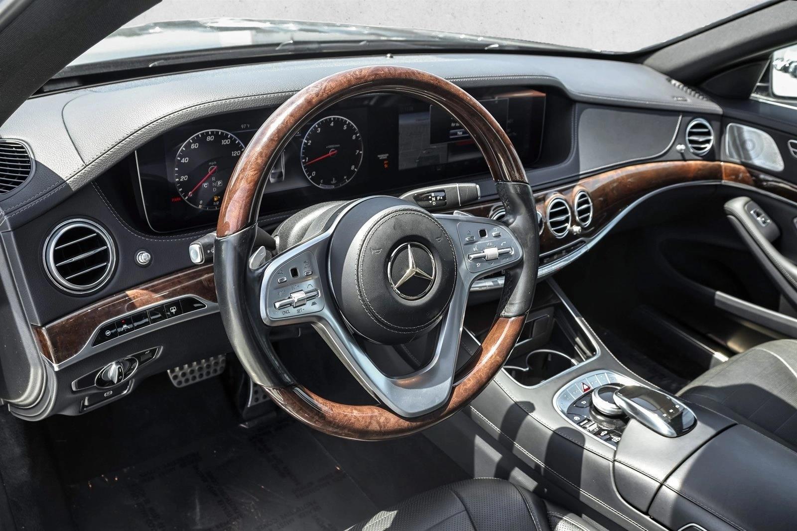 Thumbnail: 2019 Mercedes-Benz S-Class - 3