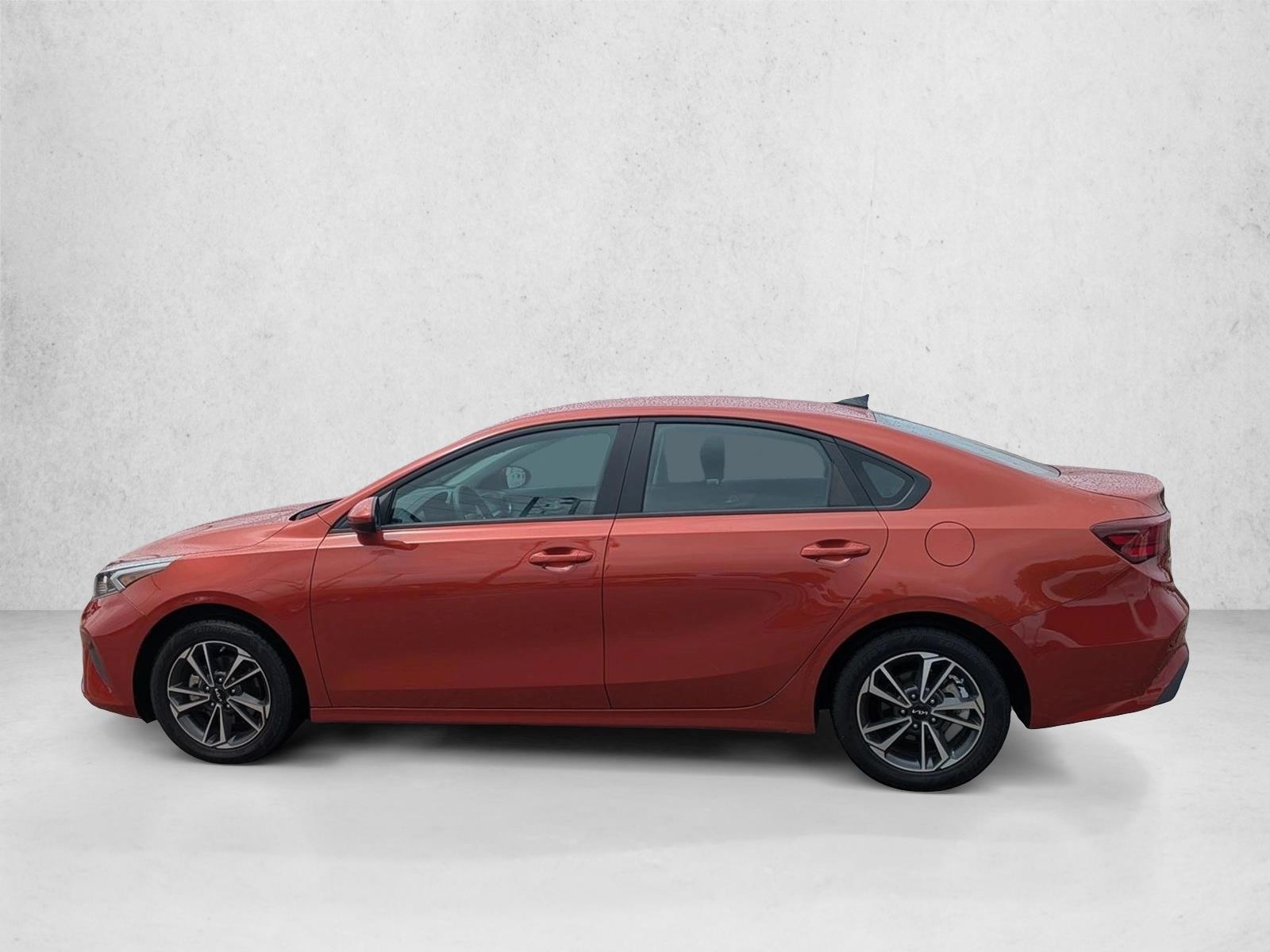 Thumbnail: 2024 Kia Forte - 2