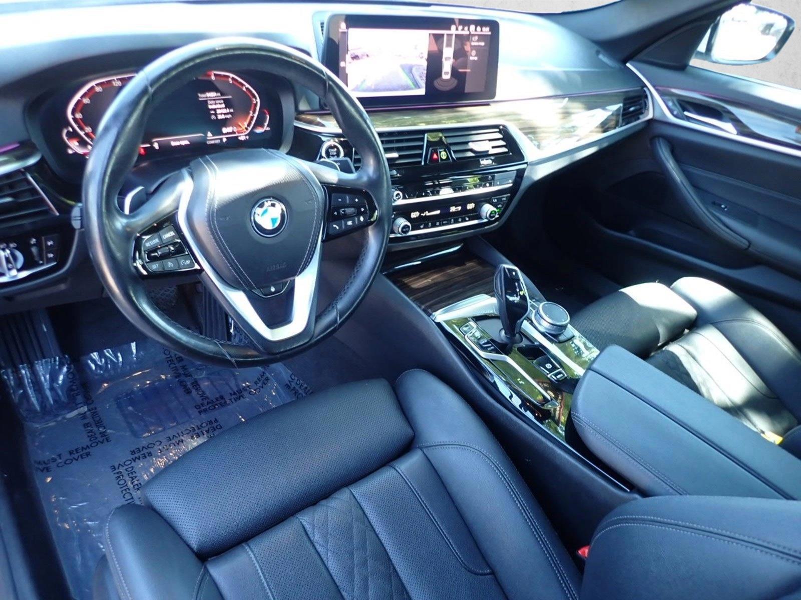 Thumbnail: 2021 BMW 5 Series - 3