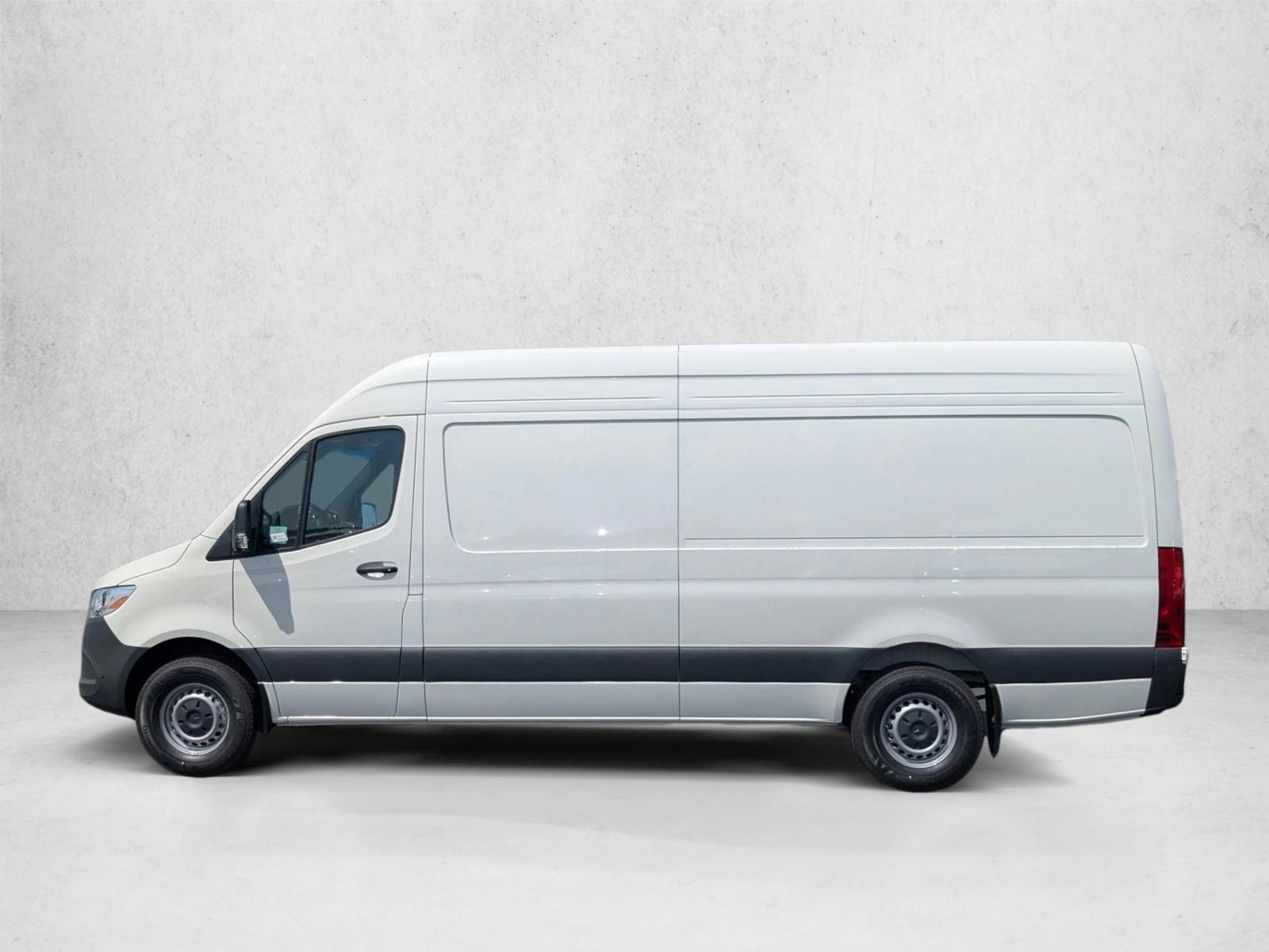 Thumbnail: 2026 Mercedes-Benz Sprinter - 2