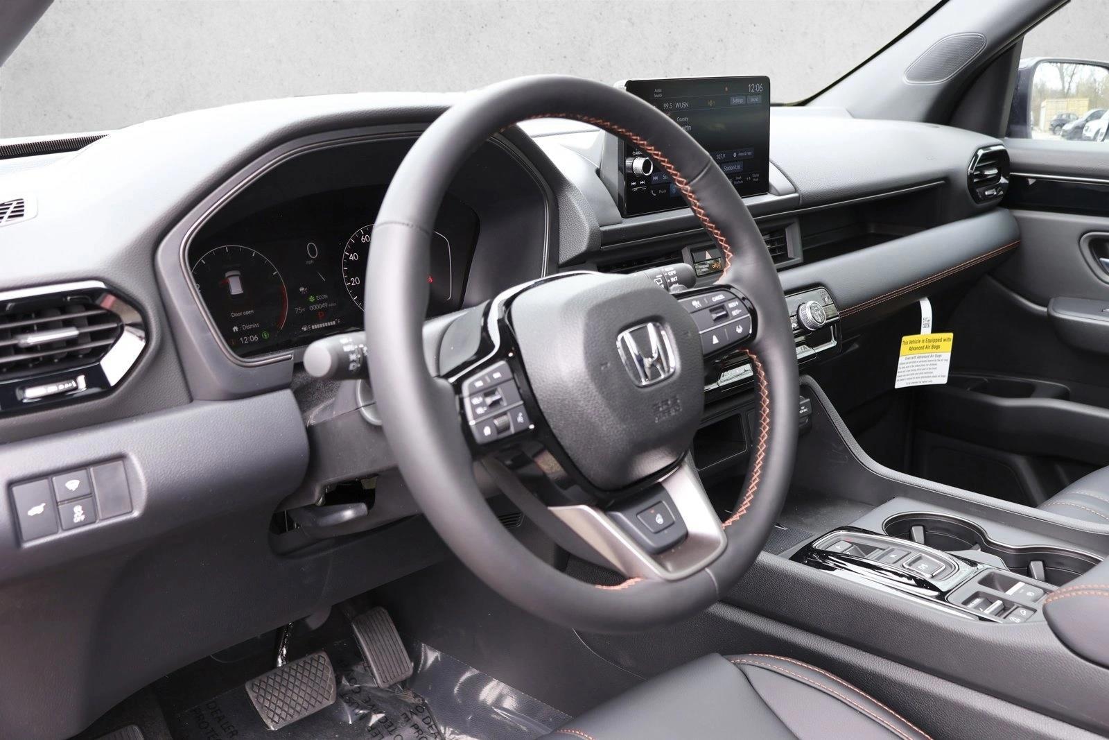 Thumbnail: 2025 Honda Pilot - 3