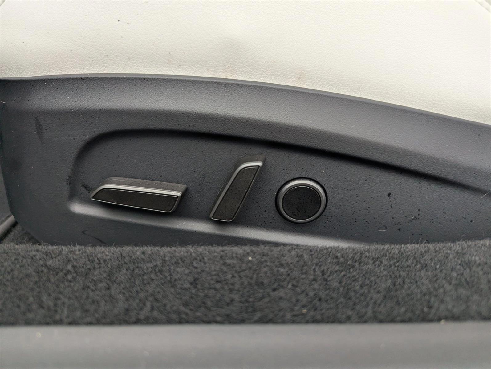 Thumbnail: 2024 Tesla Model 3 - 3