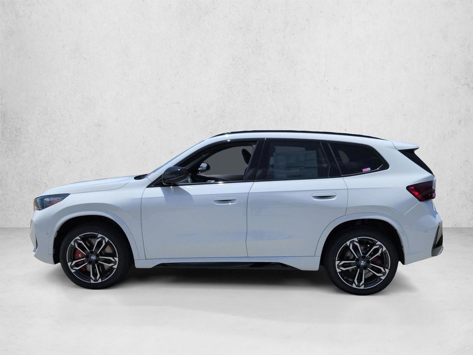Thumbnail: 2026 BMW X1 - 2