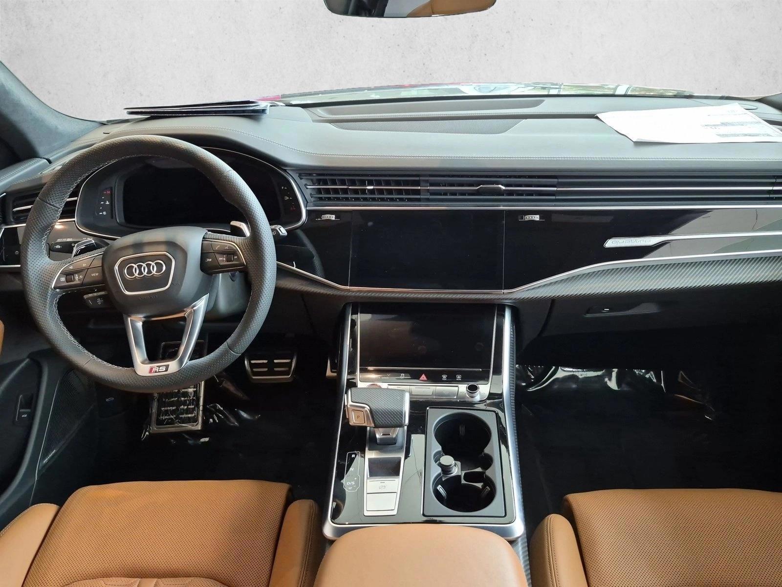 Thumbnail: 2025 Audi RS Q8 - 5