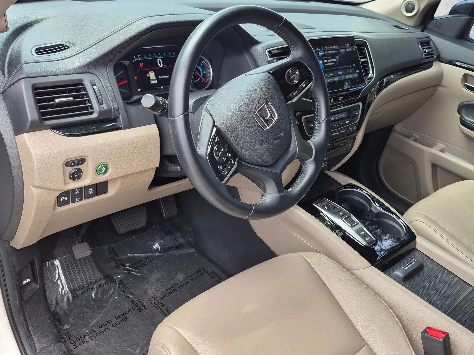 Thumbnail: 2019 Honda Pilot - 3