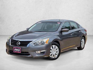 2015 Nissan Altima S -
                  Arlington, TX