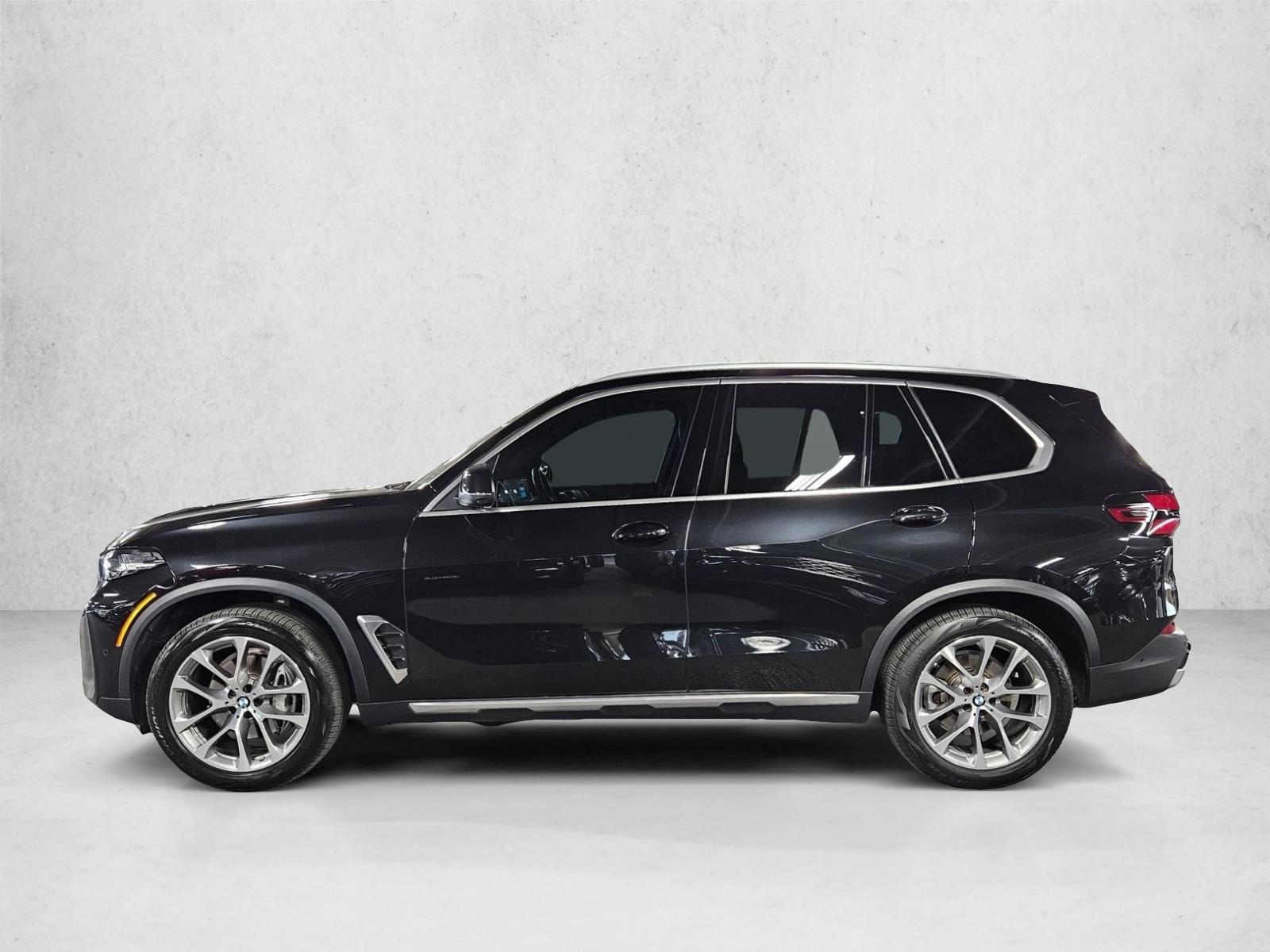 Thumbnail: 2024 BMW X5 - 2