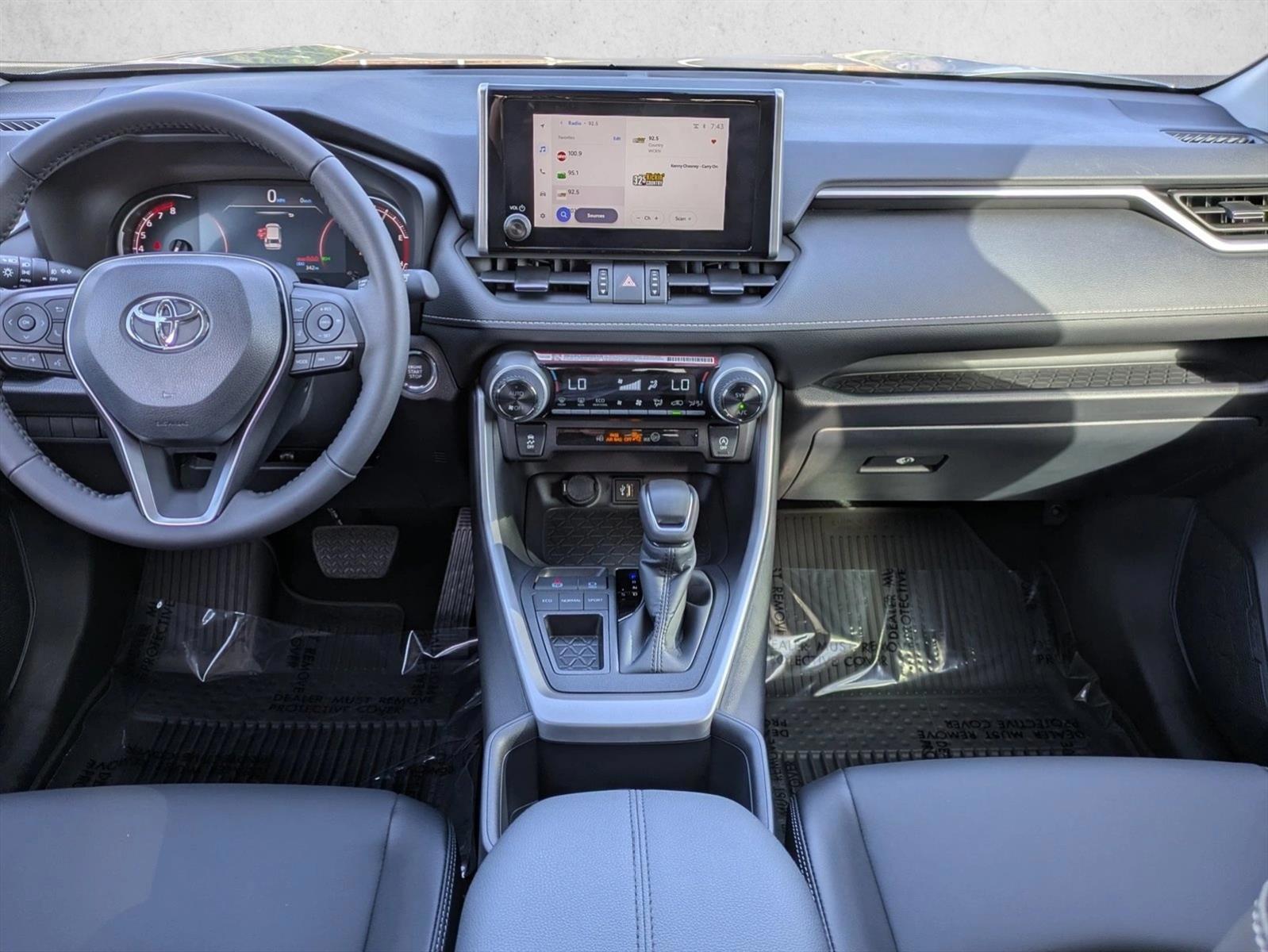 Thumbnail: 2025 Toyota RAV4 - 3