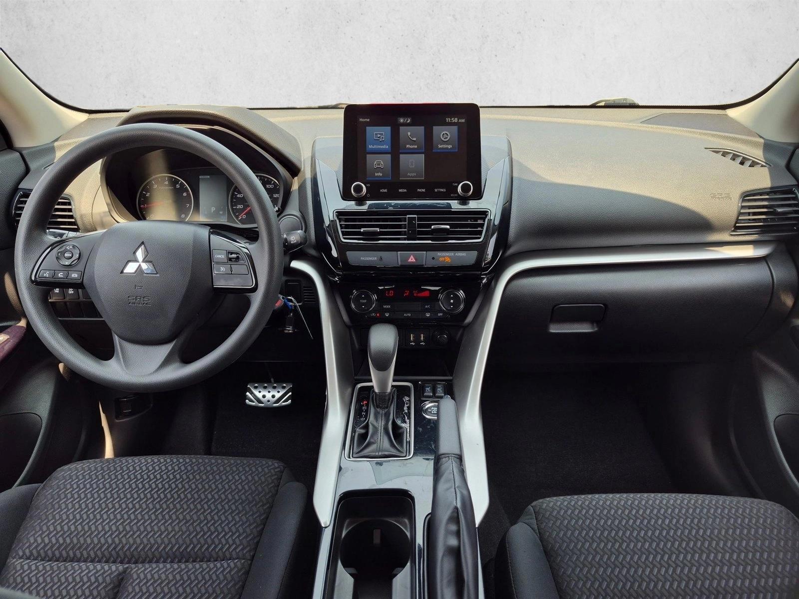 Thumbnail: 2022 Mitsubishi Eclipse Cross - 4