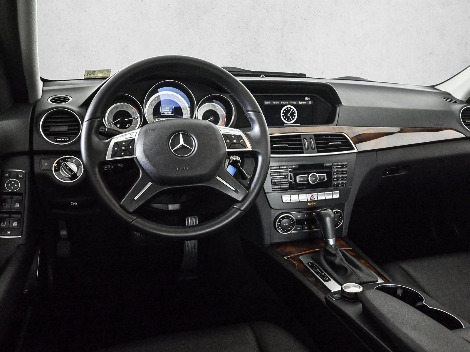 Thumbnail: 2012 Mercedes-Benz C-Class - 3