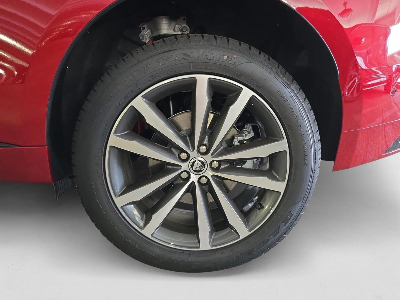 2026 Jaguar F-Pace R-Dynamic S - Photo 30