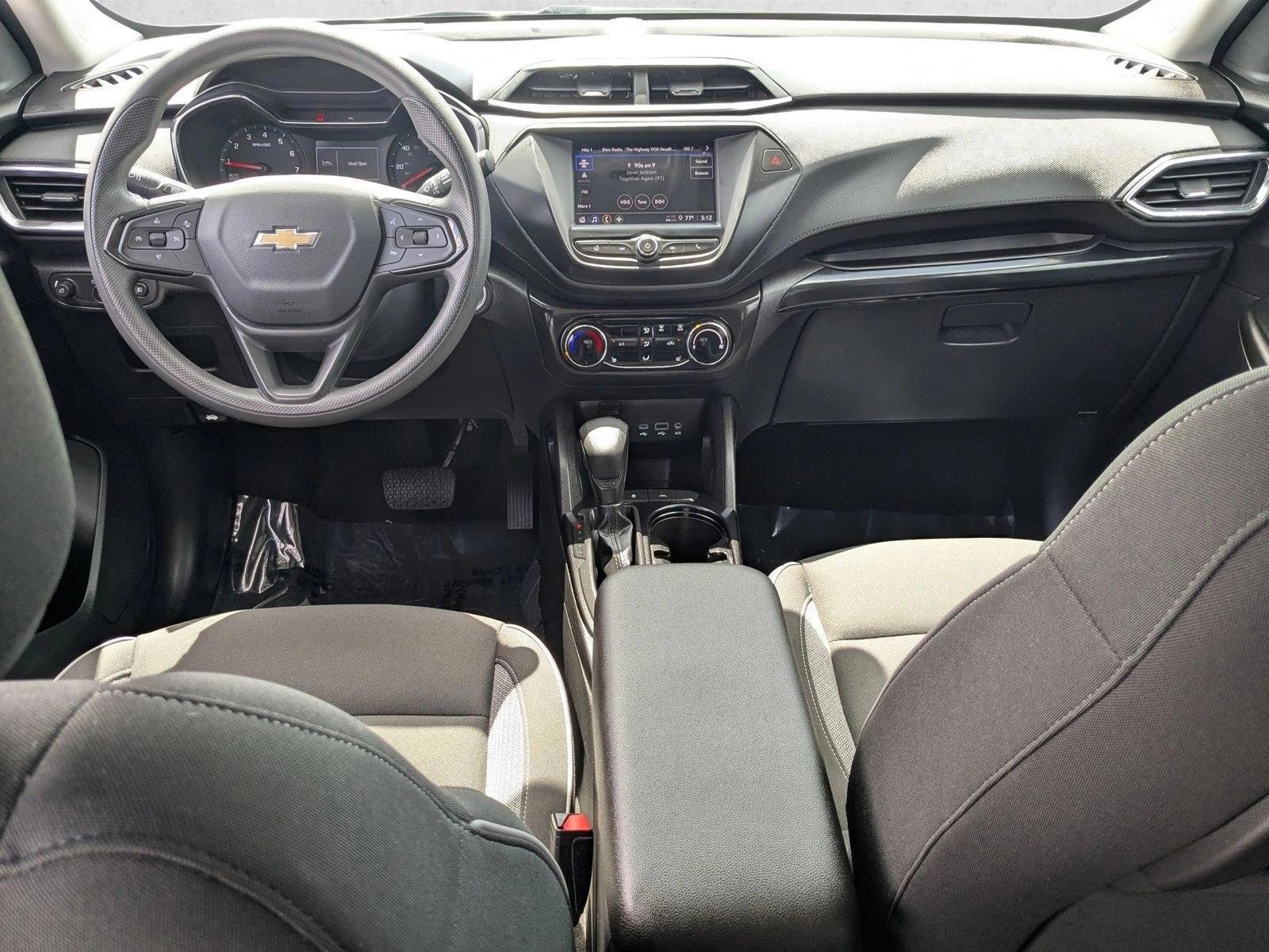 Thumbnail: 2023 Chevrolet TrailBlazer - 4