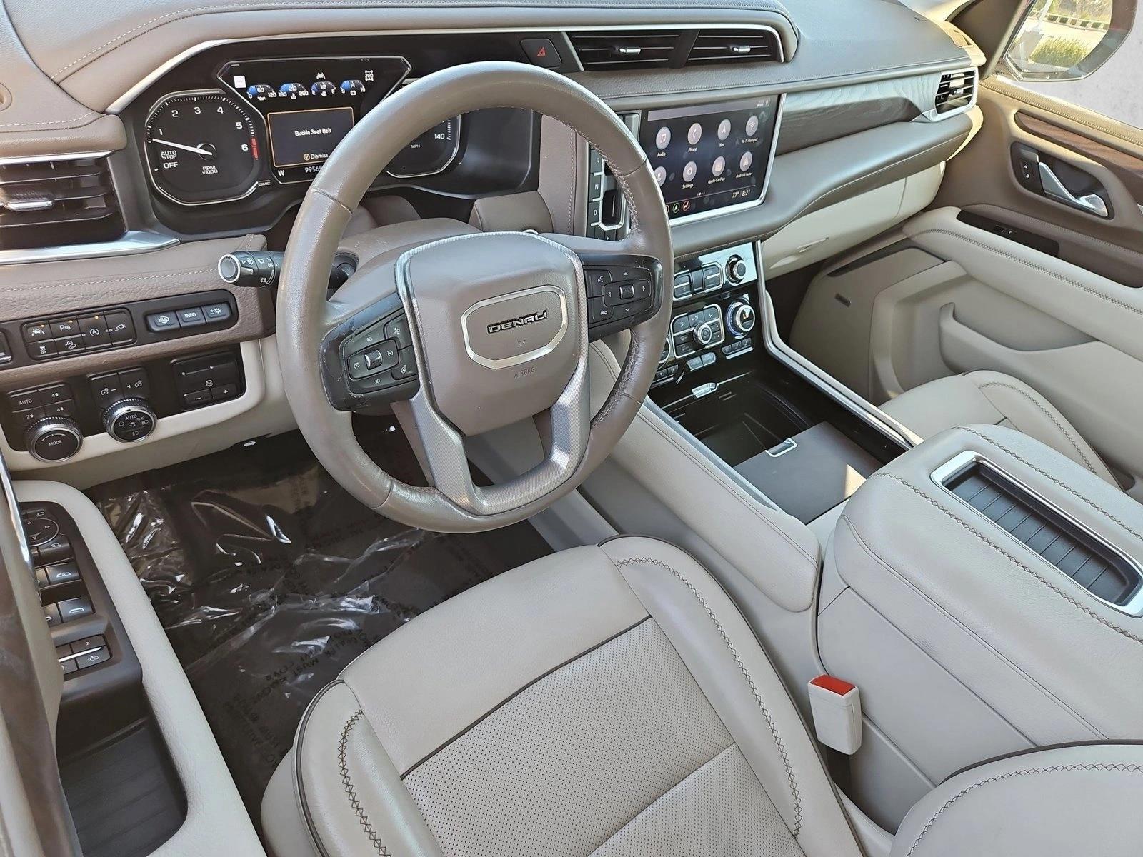 Thumbnail: 2021 GMC Yukon XL - 3