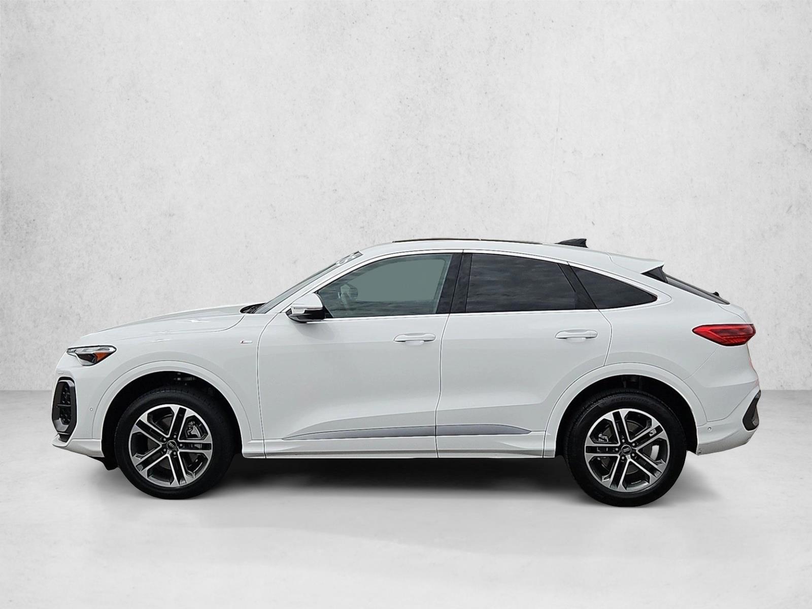 Thumbnail: 2025 Audi Q5 - 3