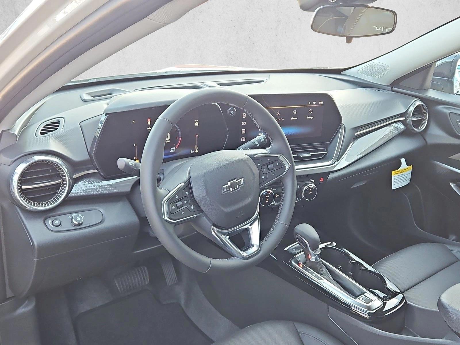 Thumbnail: 2026 Chevrolet Trax - 3