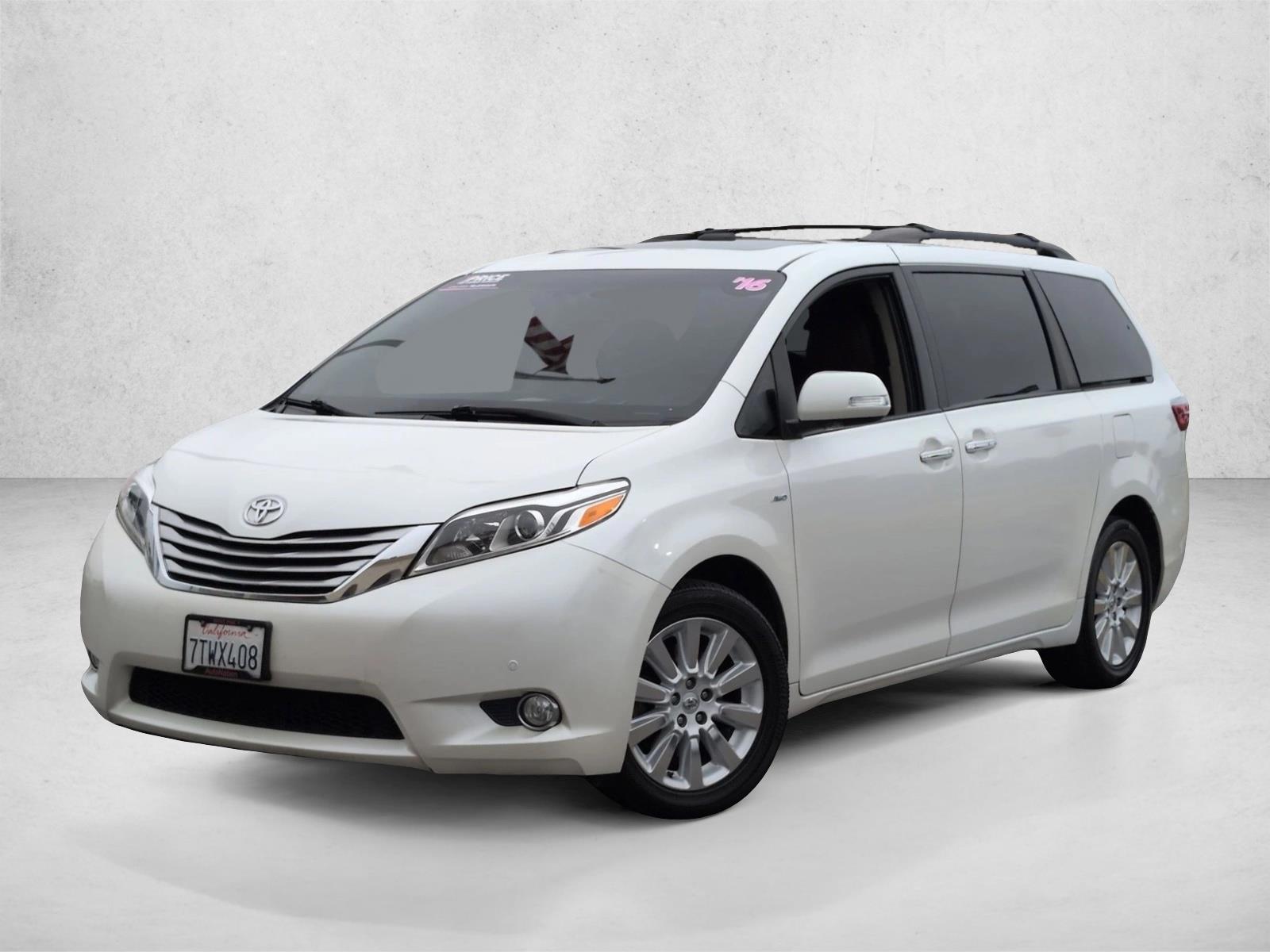 Thumbnail: 2016 Toyota Sienna - 1