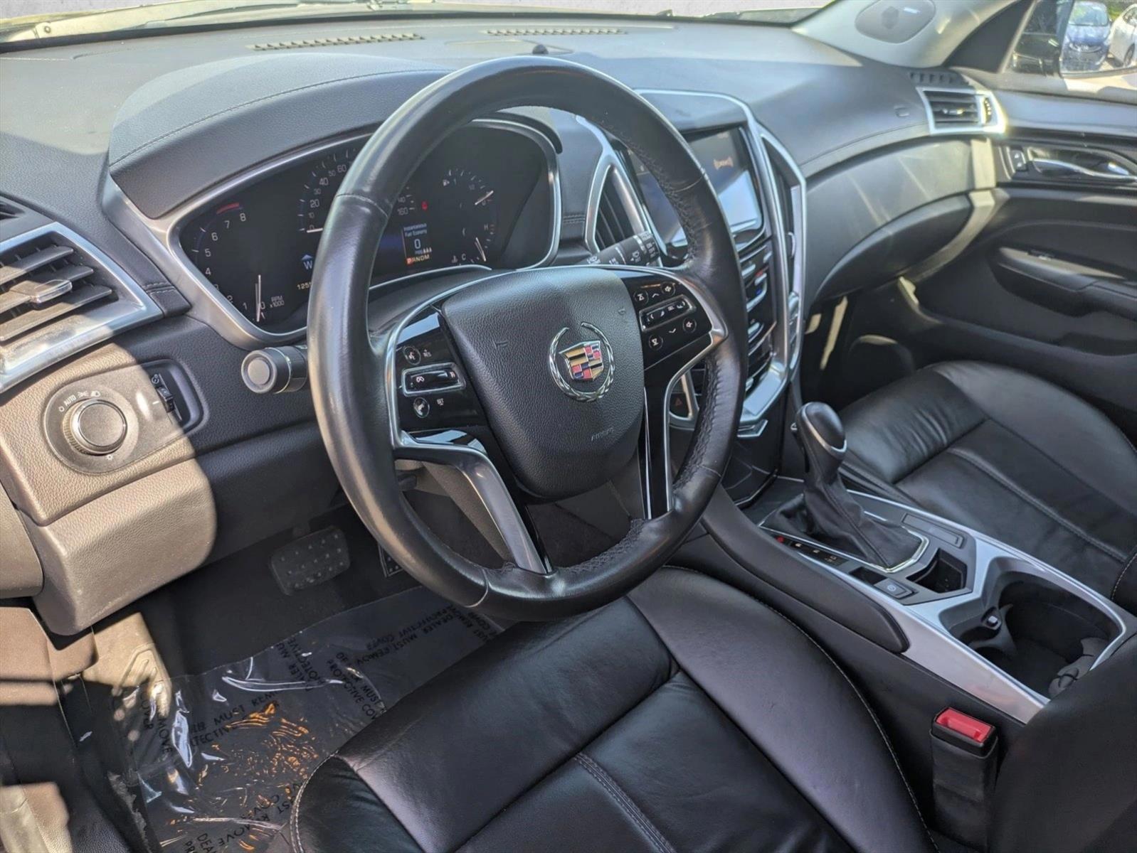 Thumbnail: 2014 Cadillac SRX - 3