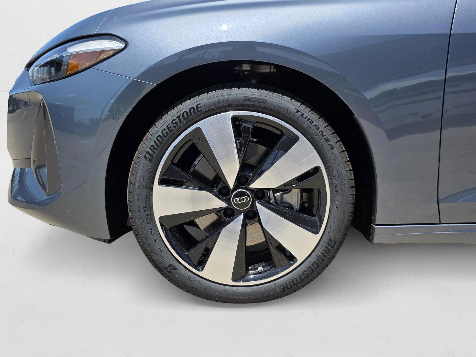 2025 Audi A5 Premium - Photo 9