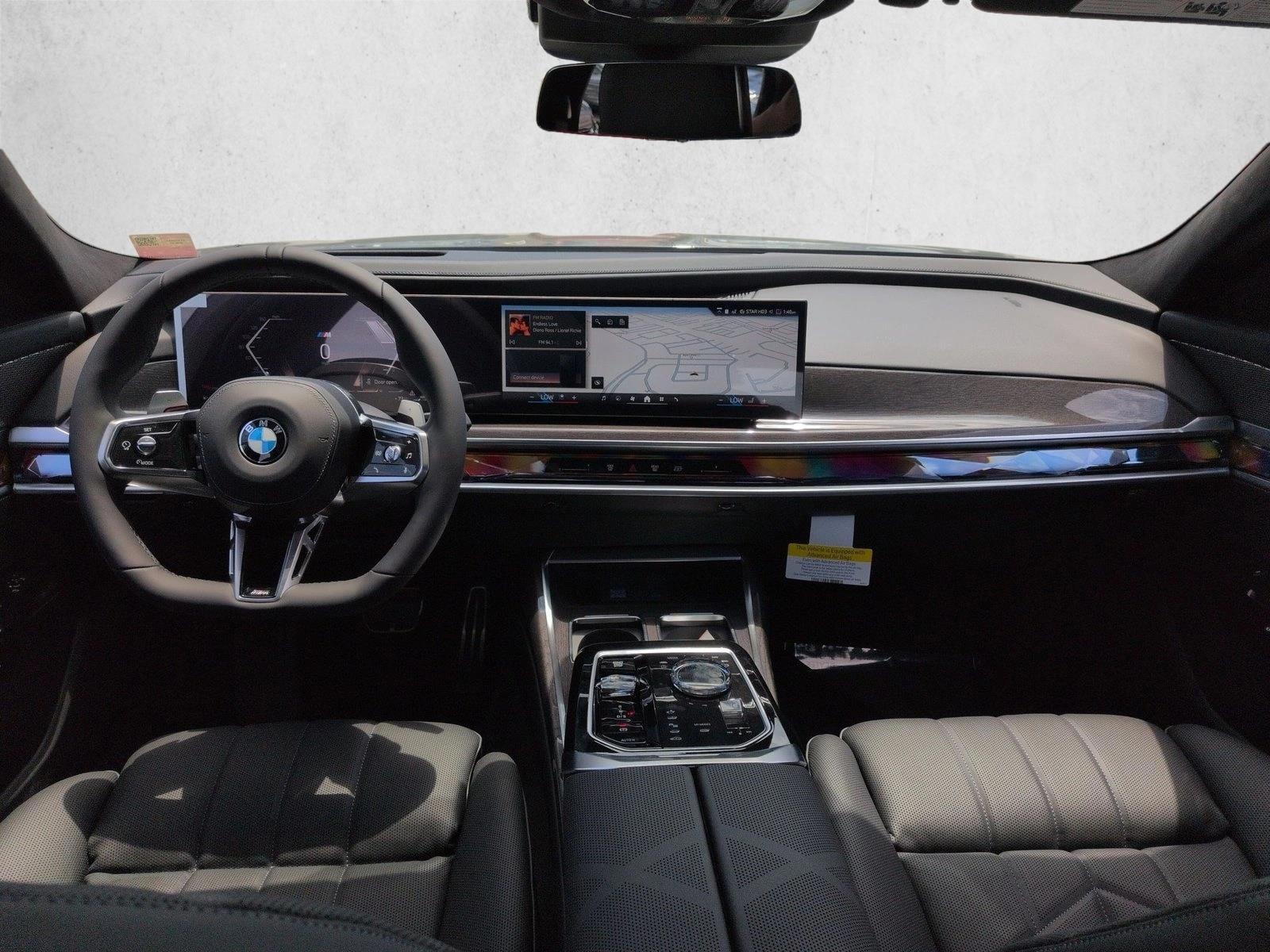 Thumbnail: 2026 BMW 7 Series - 4