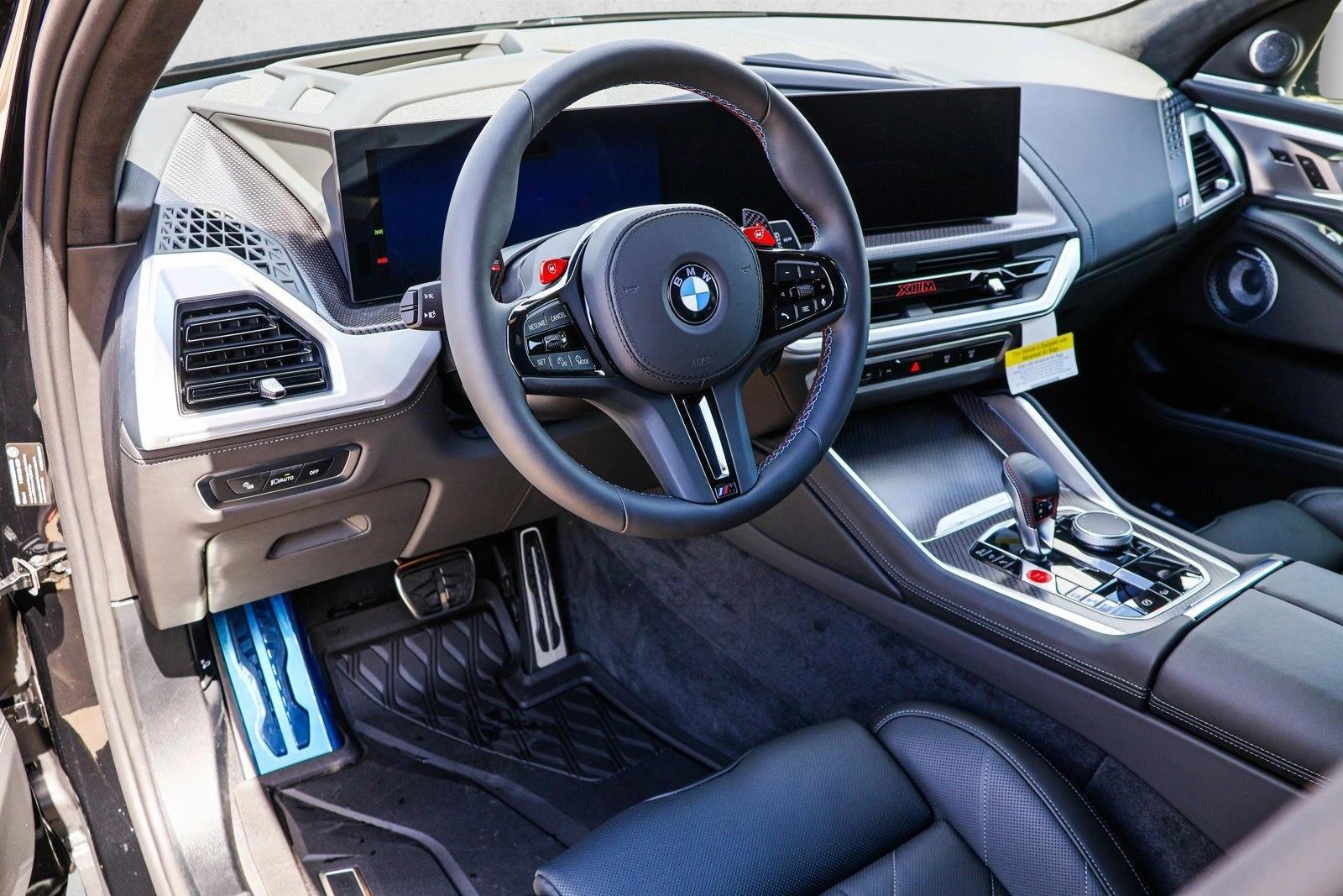 Thumbnail: 2026 BMW XM - 3