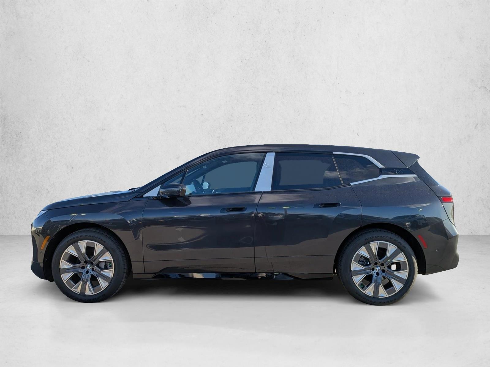 Thumbnail: 2026 BMW iX - 2