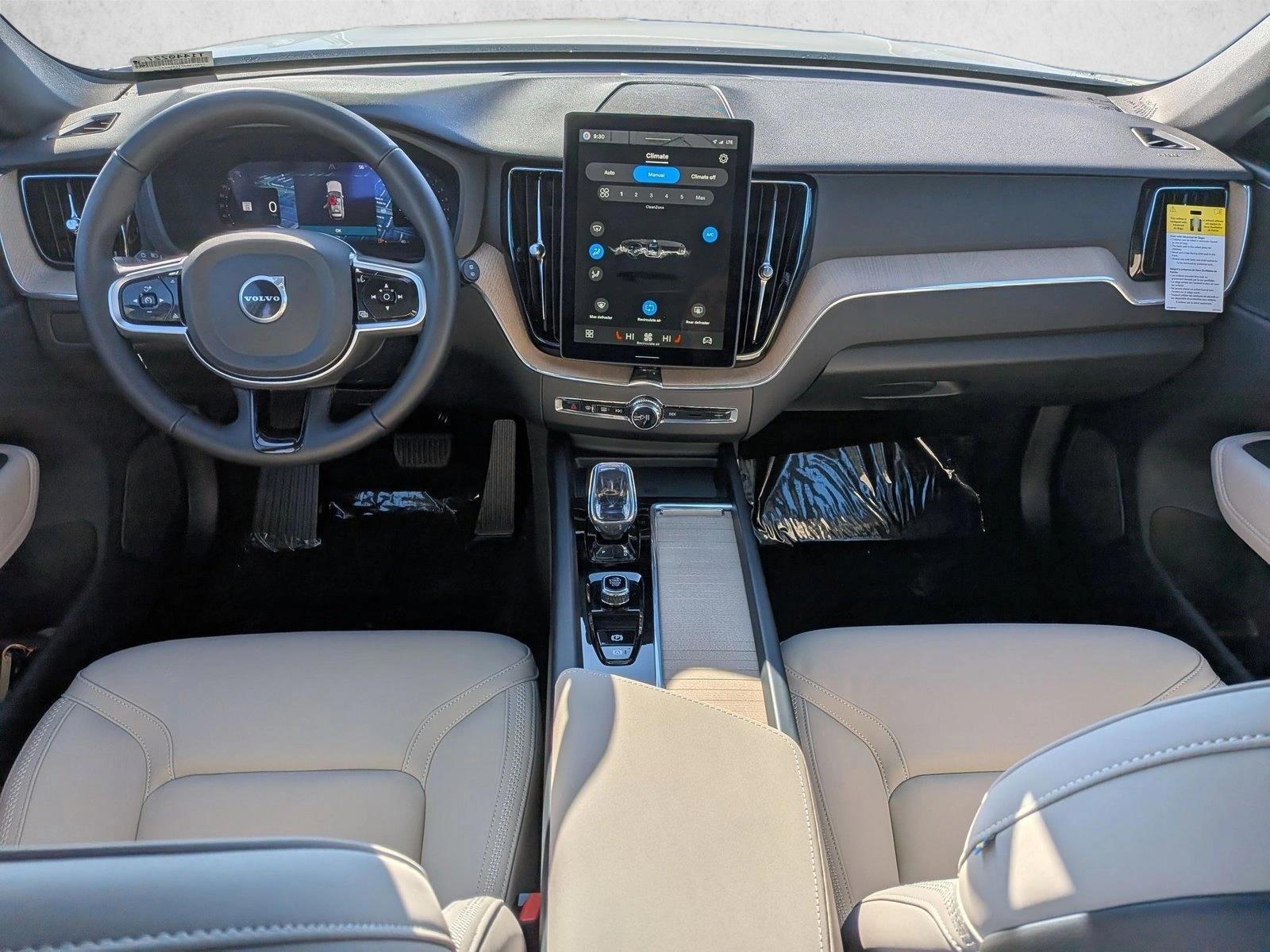 Thumbnail: 2026 Volvo XC60 - 4