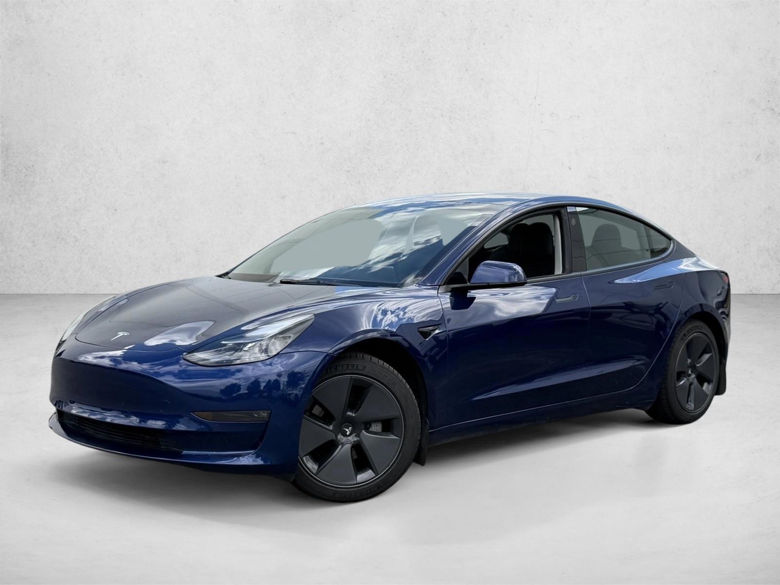 Thumbnail: 2022 Tesla Model 3 - 1