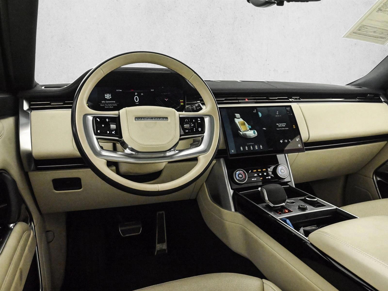 Thumbnail: 2023 Land Rover Range Rover - 3