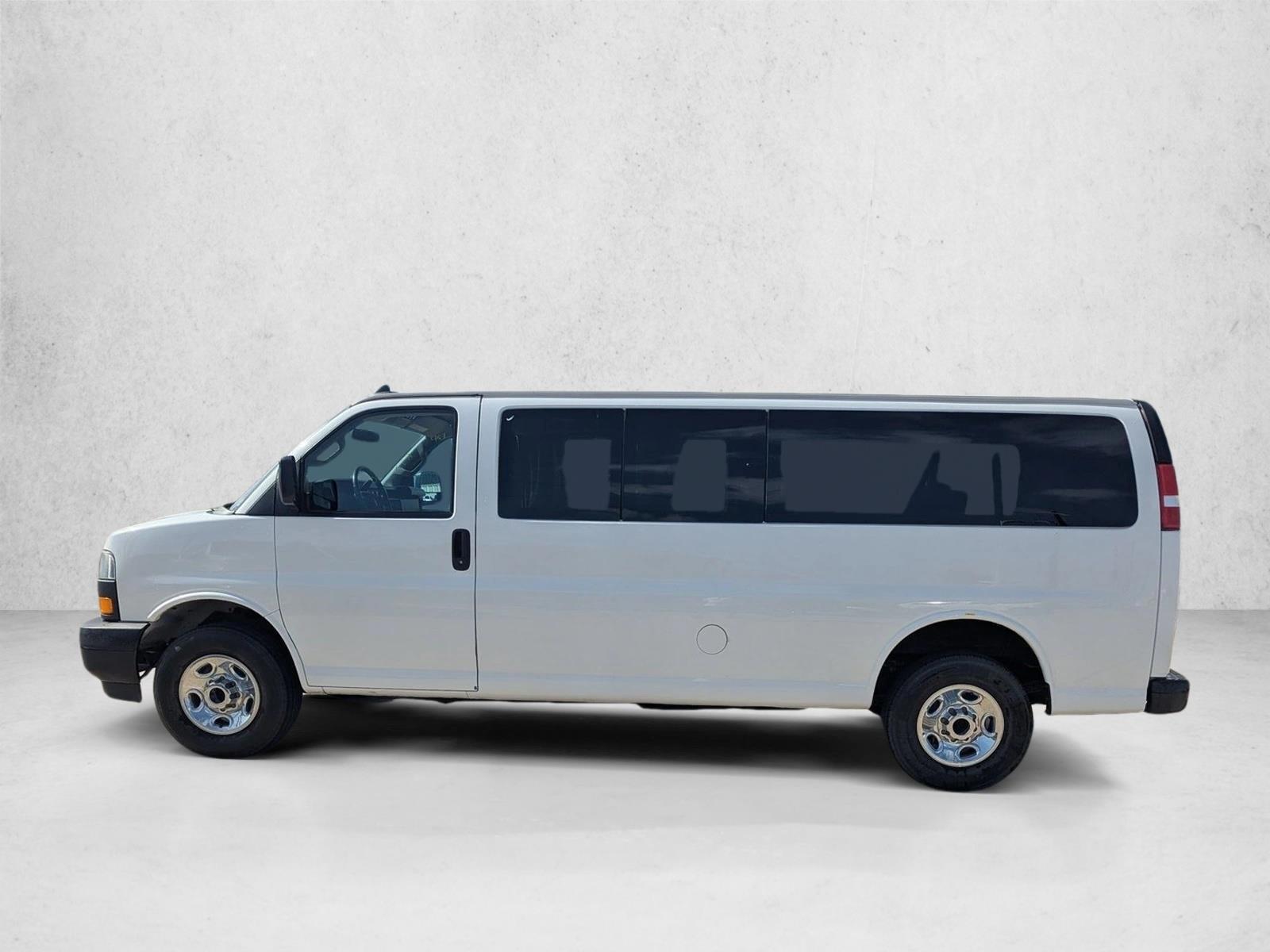 Thumbnail: 2023 GMC Savana - 2