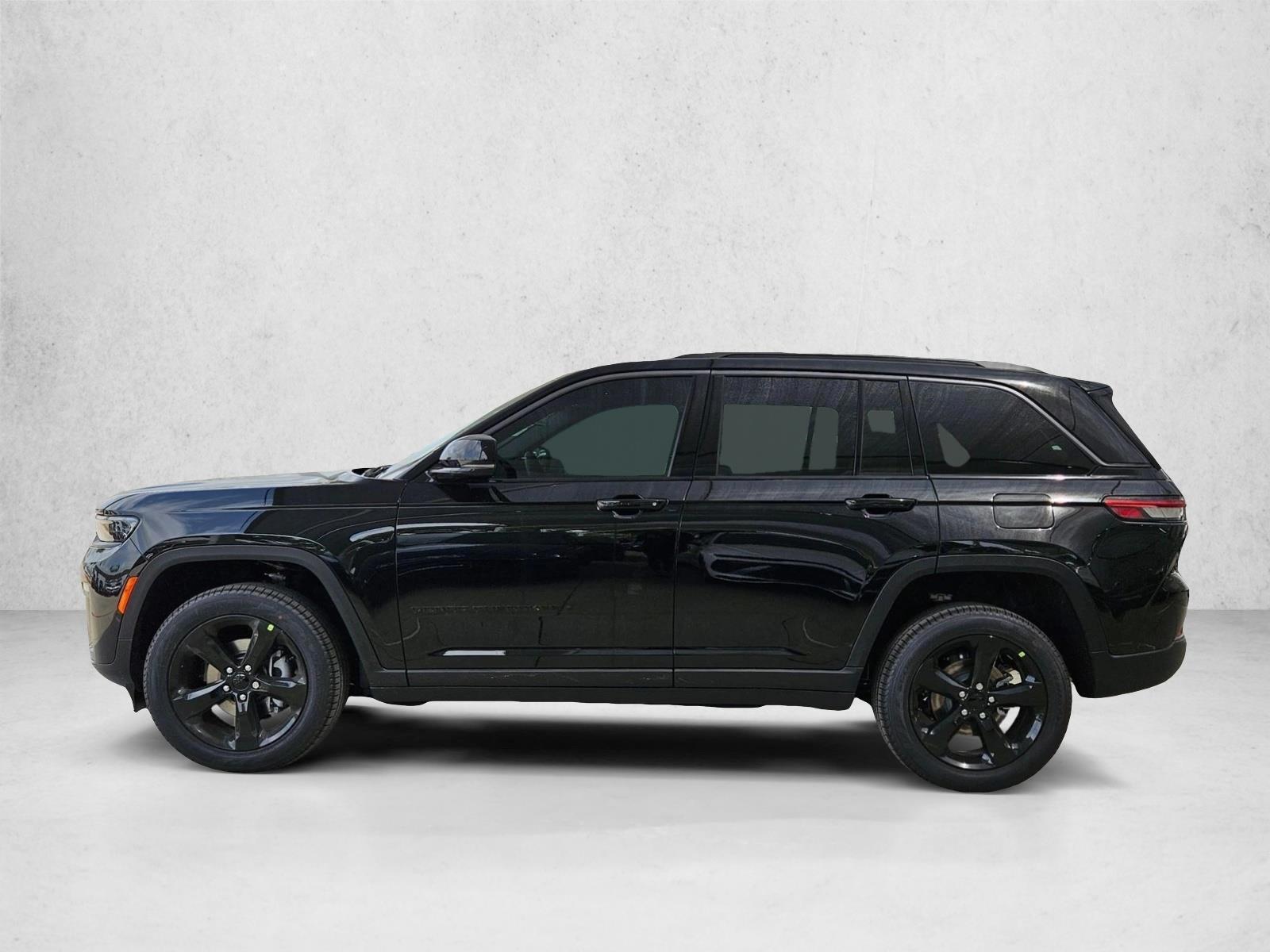 Thumbnail: 2026 Jeep Grand Cherokee - 2