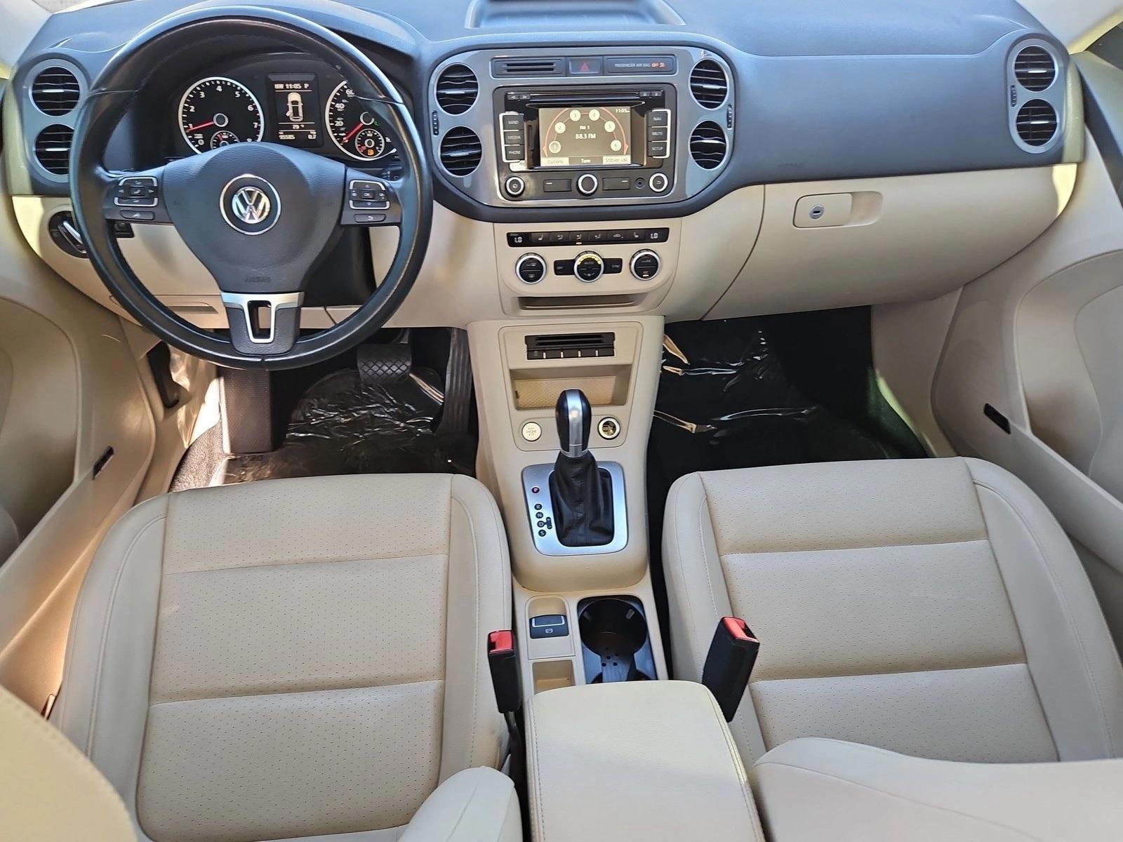 Thumbnail: 2015 Volkswagen Tiguan - 4