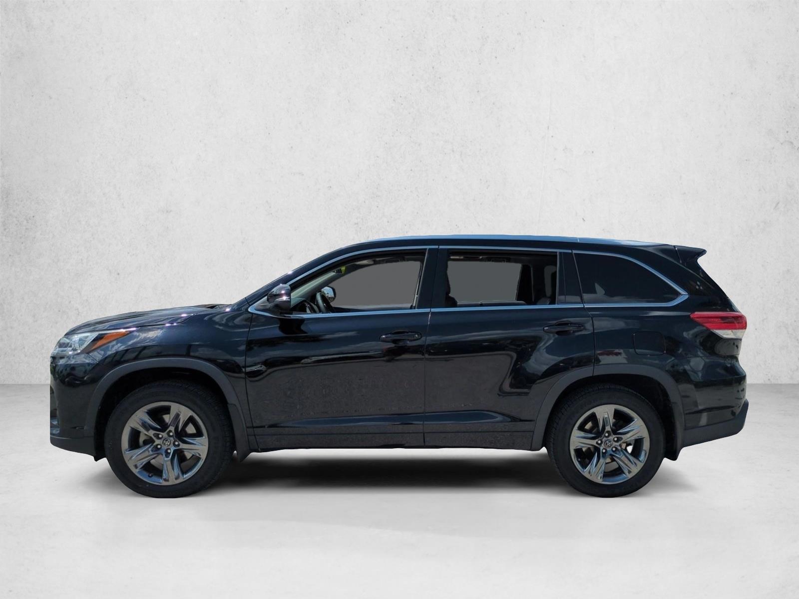 Thumbnail: 2018 Toyota Highlander - 2