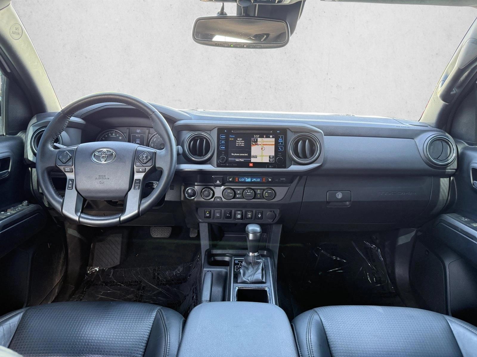 Thumbnail: 2019 Toyota Tacoma - 3