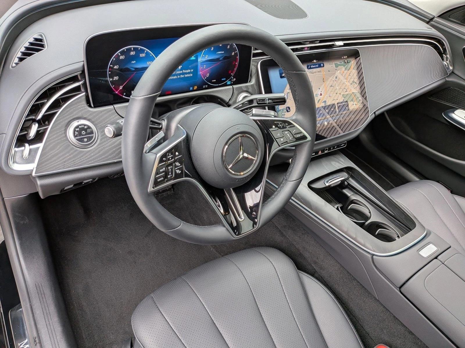 Thumbnail: 2025 Mercedes-Benz E-Class - 3