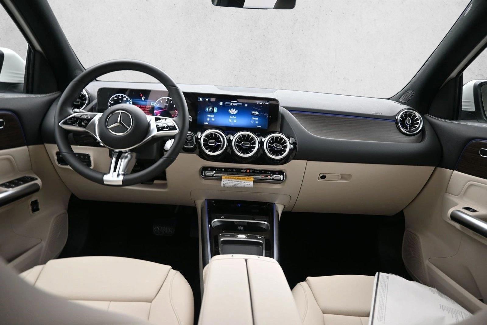 Thumbnail: 2026 Mercedes-Benz GLA - 3