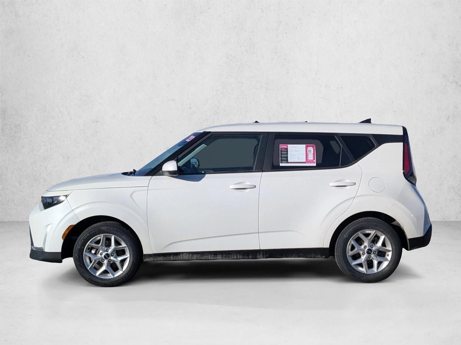 Thumbnail: 2023 Kia Soul - 2