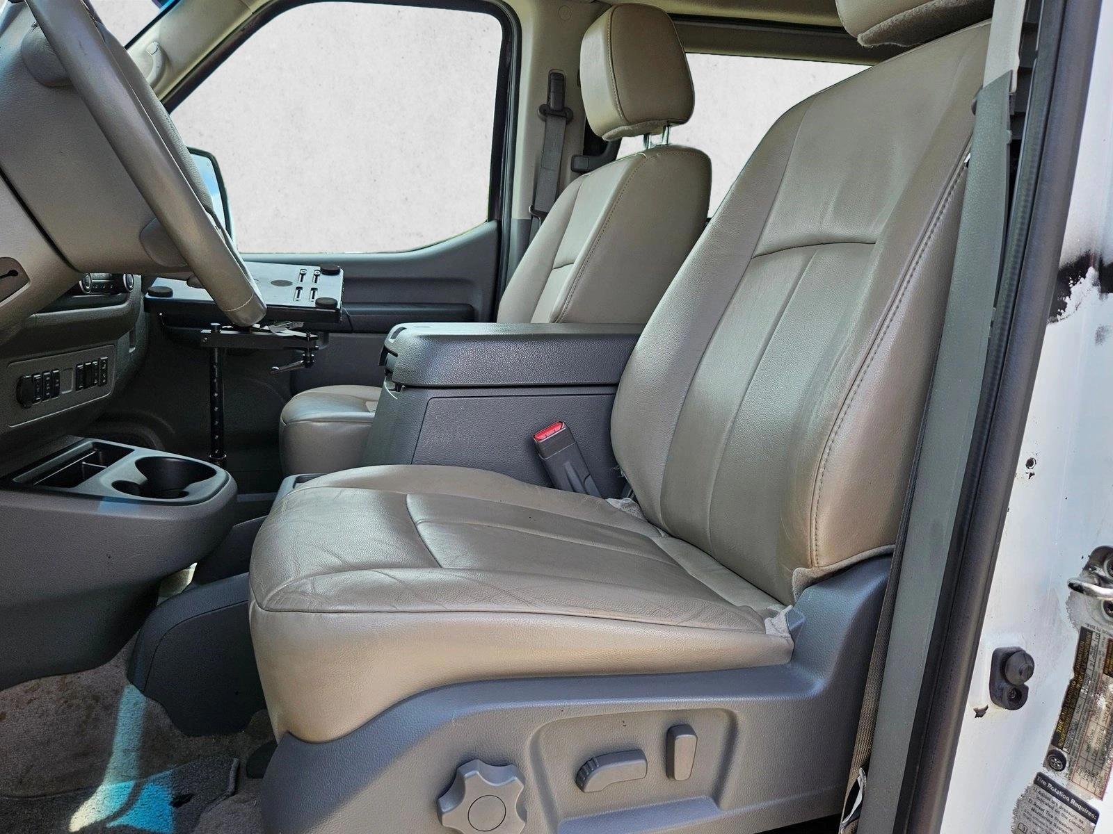 Thumbnail: 2019 Nissan NV - 3