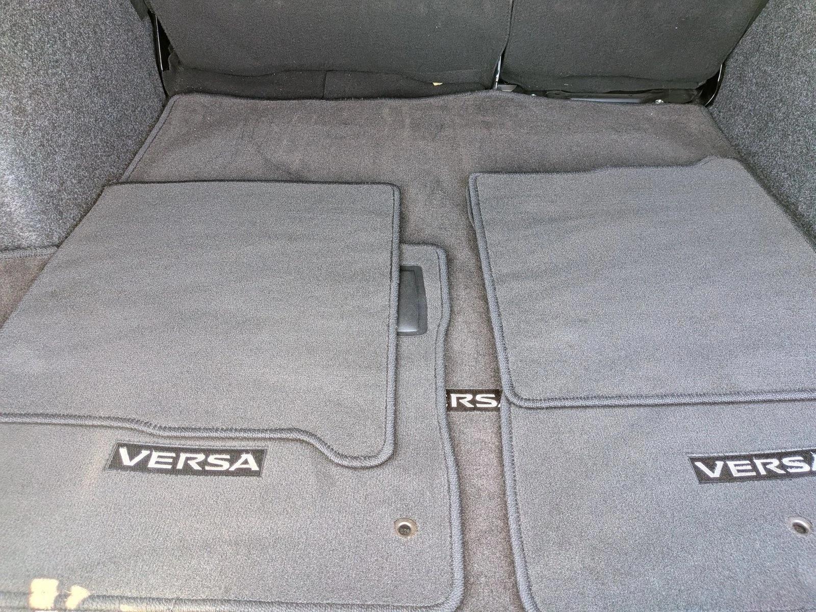 2025 Nissan Versa Sedan SV - Photo 6