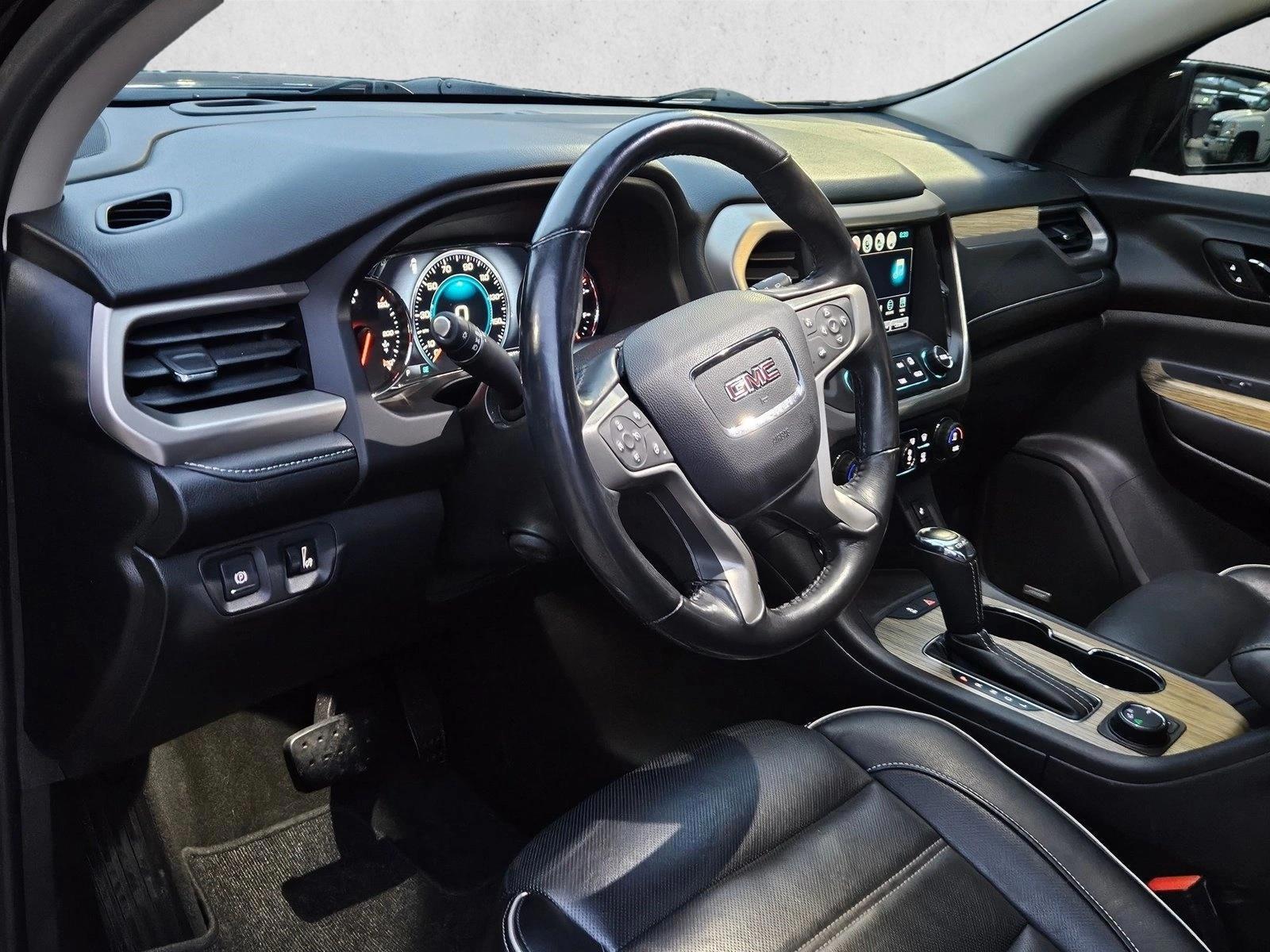 Thumbnail: 2019 GMC Acadia - 3