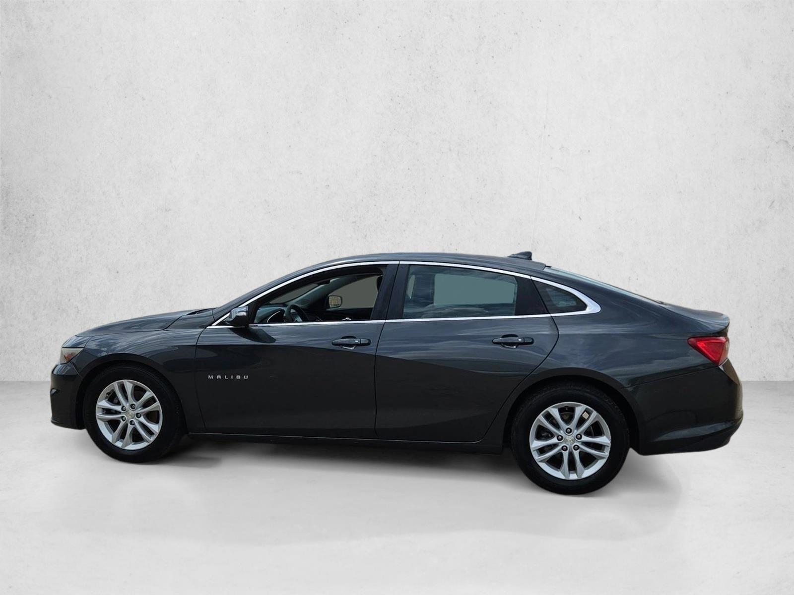 Thumbnail: 2017 Chevrolet Malibu - 2