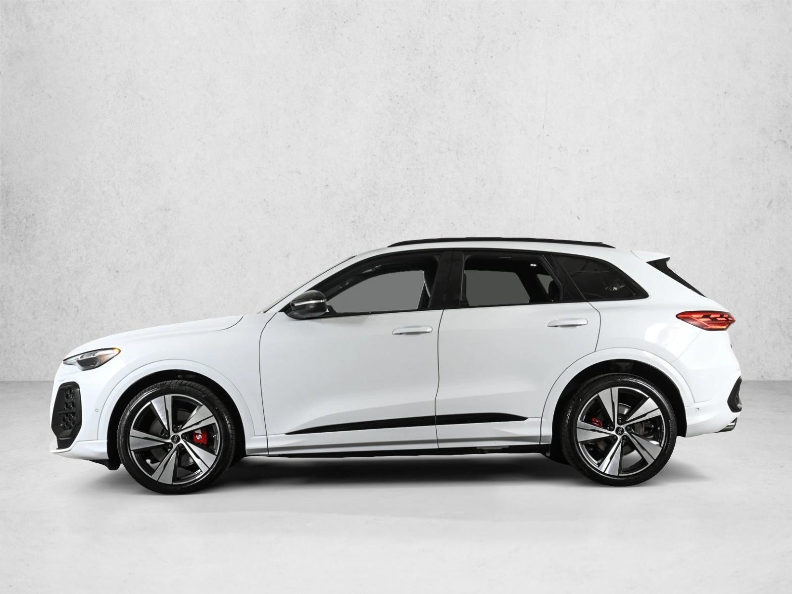 Thumbnail: 2026 Audi SQ5 - 2