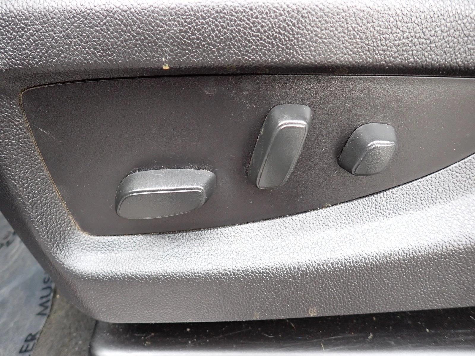 Thumbnail: 2017 Chevrolet Silverado 2500 - 3
