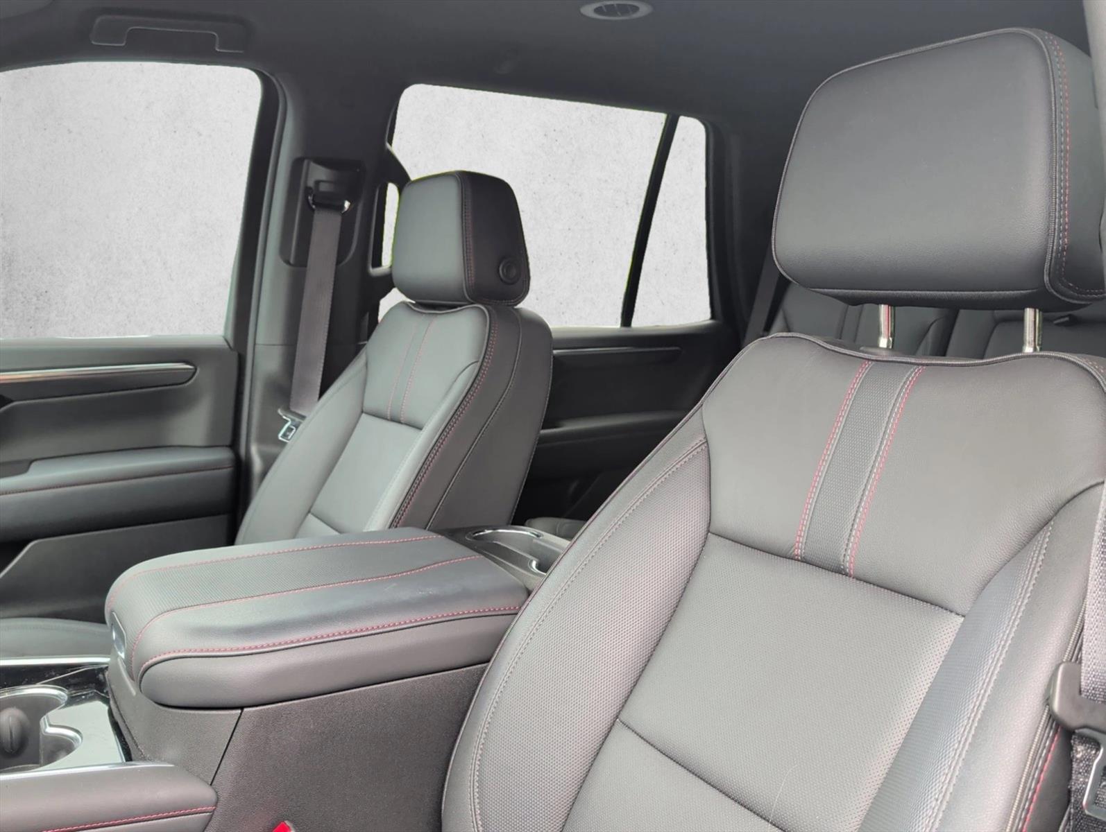 2025 Chevrolet Tahoe RST - Photo 11