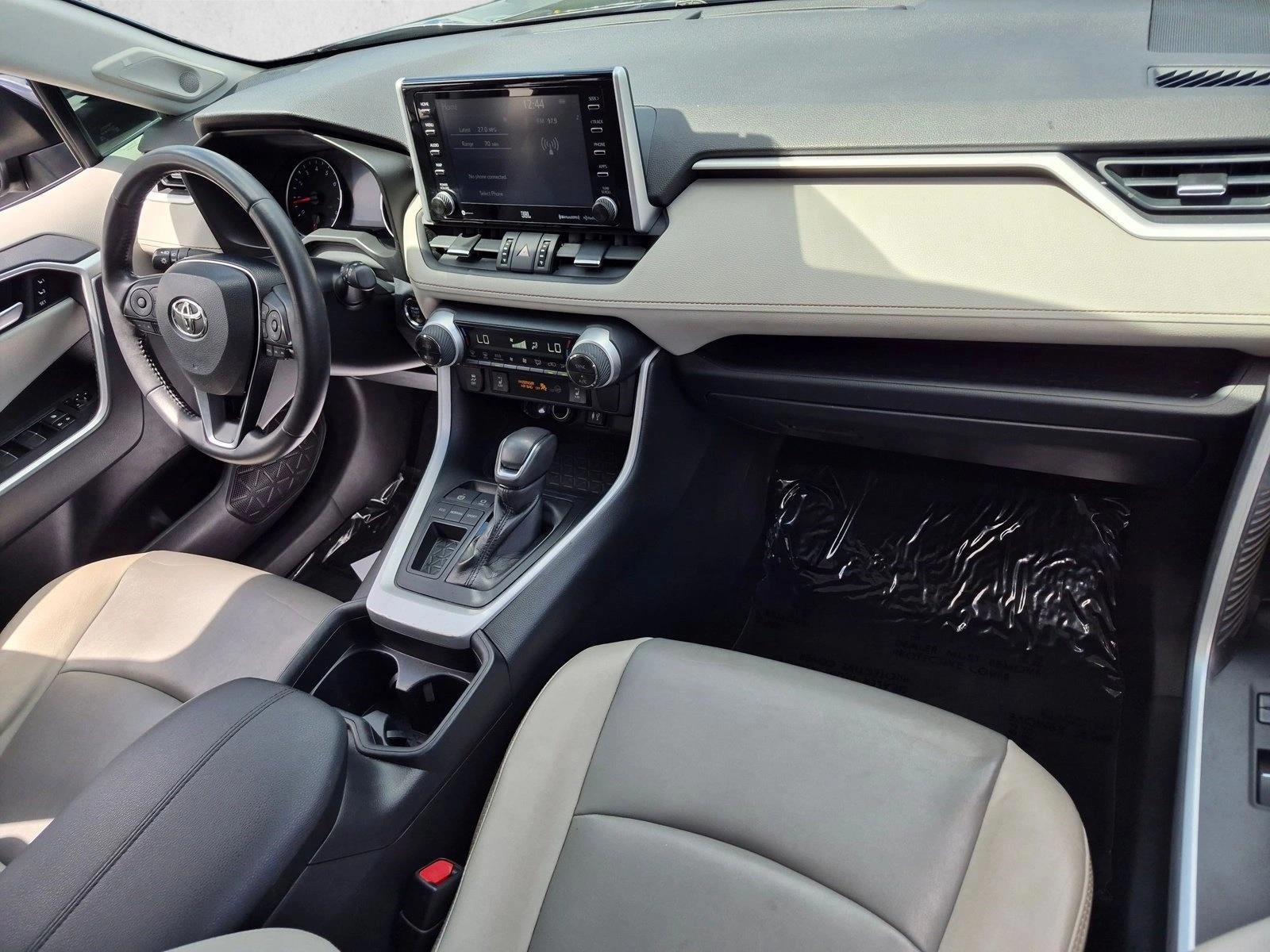 Thumbnail: 2019 Toyota RAV4 - 5