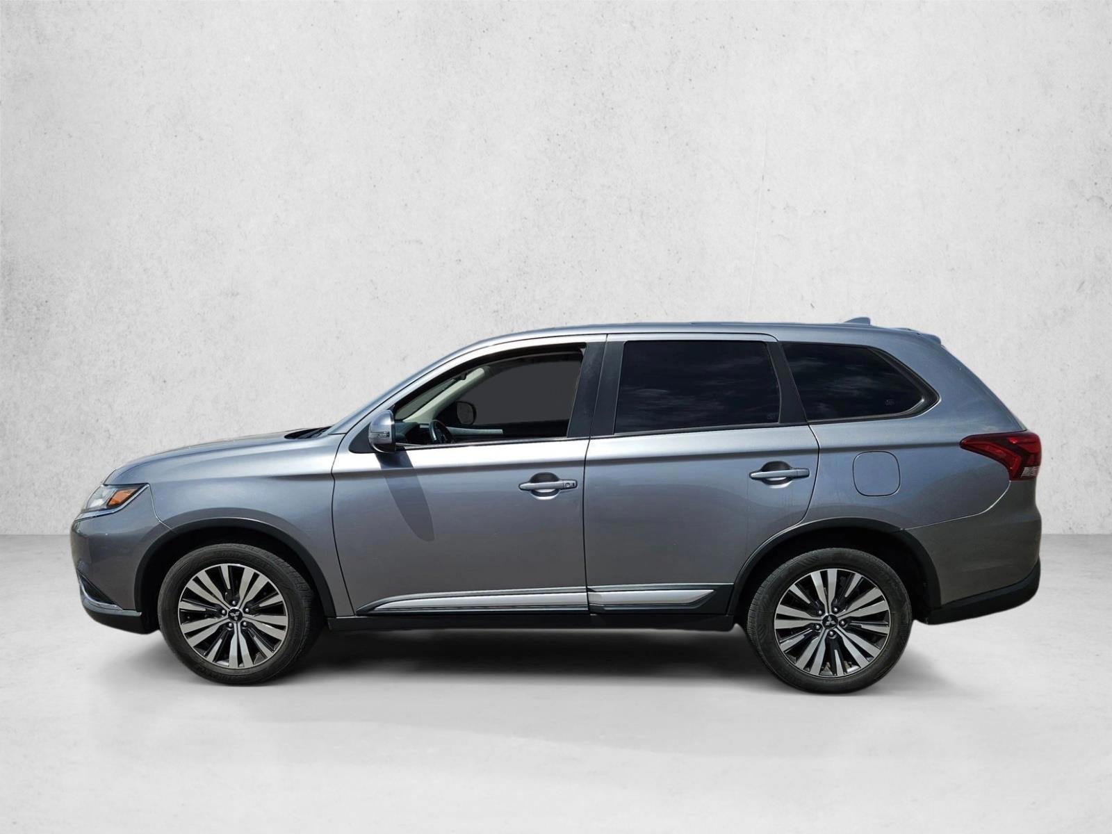 Thumbnail: 2019 Mitsubishi Outlander - 2