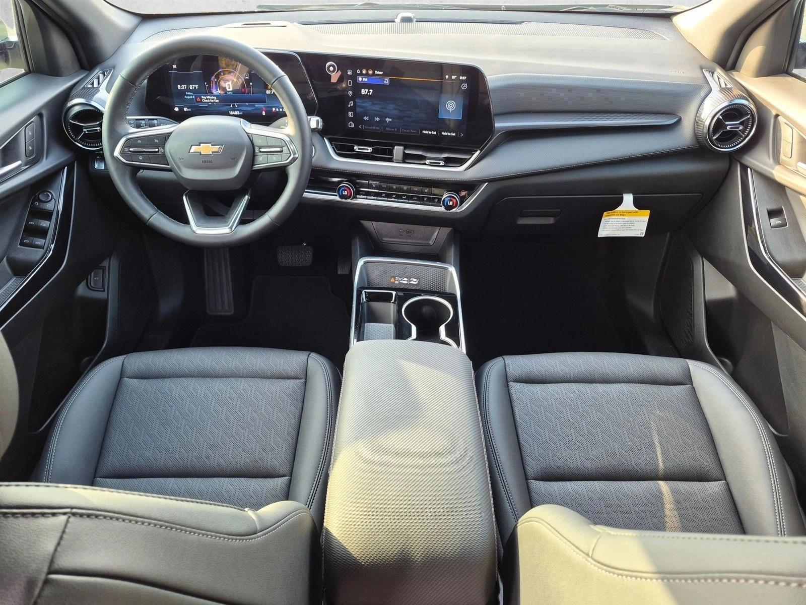 Thumbnail: 2025 Chevrolet Equinox - 3